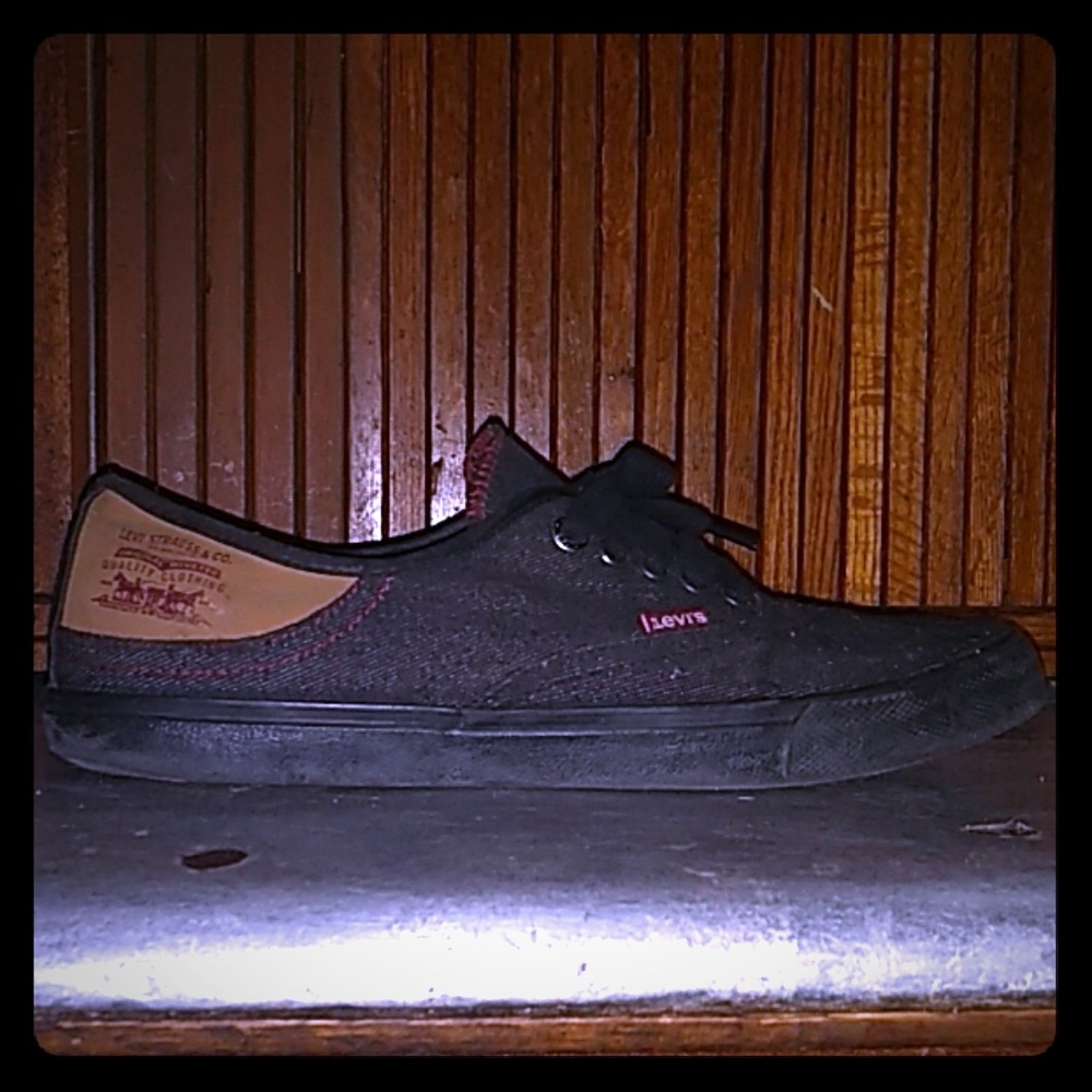 Levi's men shoes